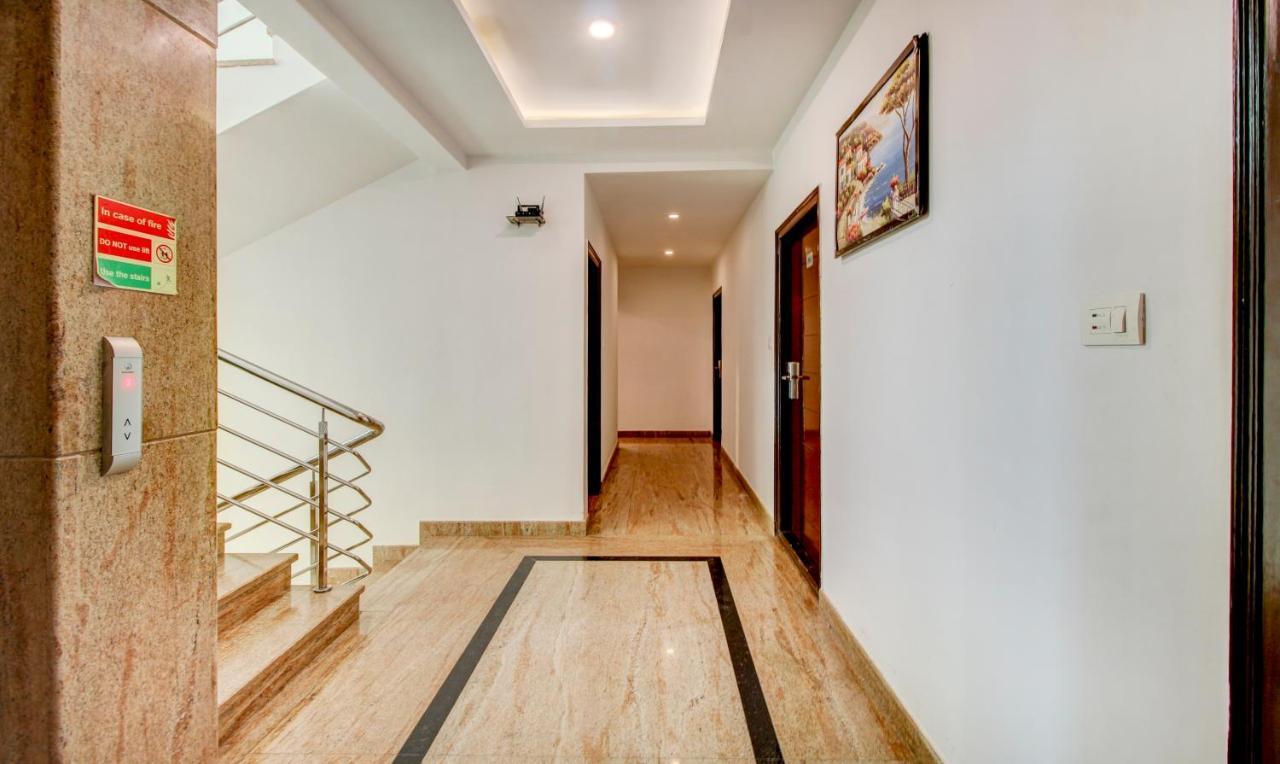 Treebo The Sai Leela Suites R T Nagar Bangalore Buitenkant foto