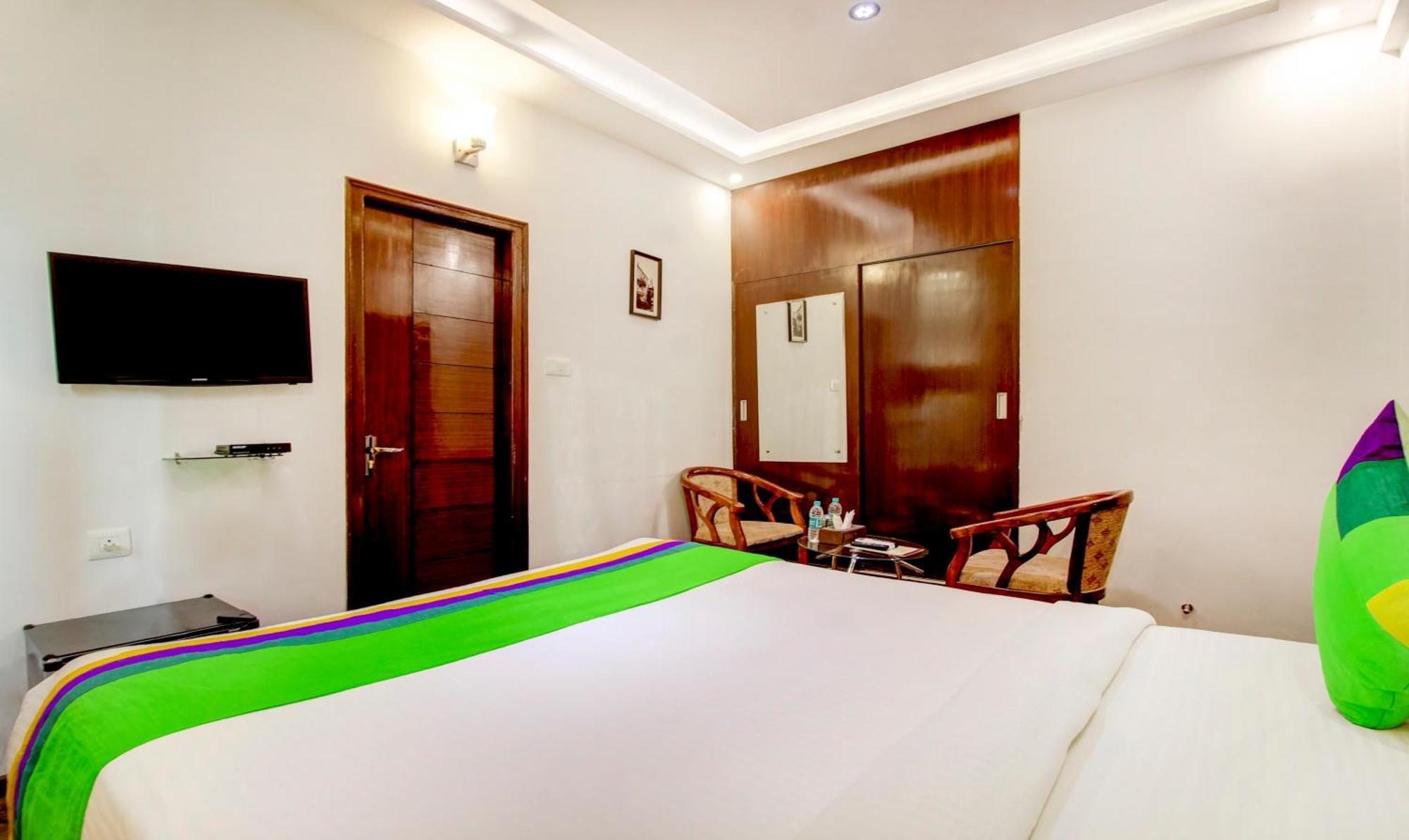 Treebo The Sai Leela Suites R T Nagar Bangalore Buitenkant foto