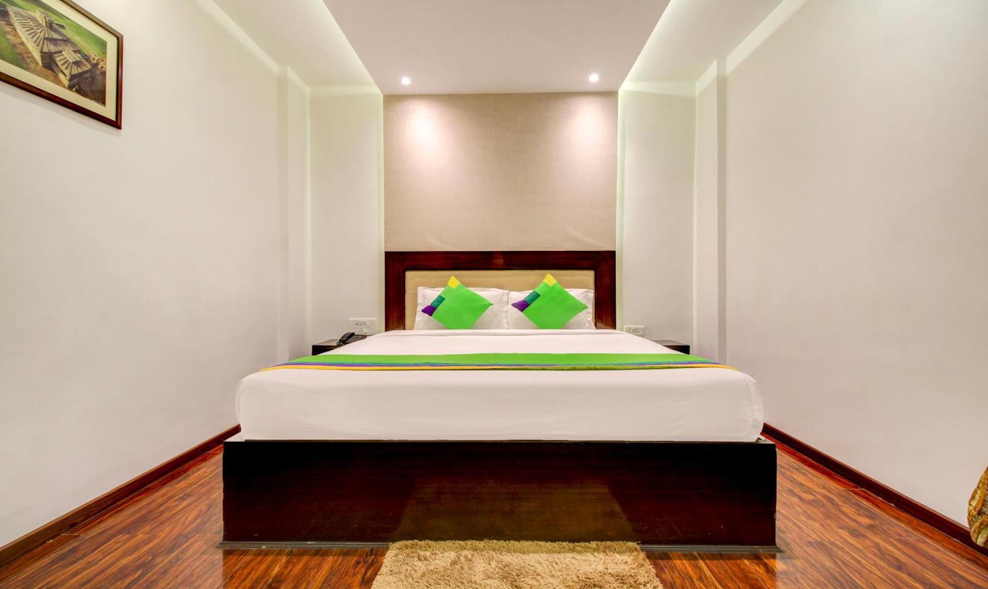 Treebo The Sai Leela Suites R T Nagar Bangalore Buitenkant foto